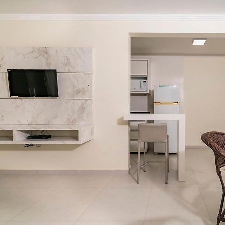 Casa Terrea Com 02 Dormitorios 봄비나스 외부 사진