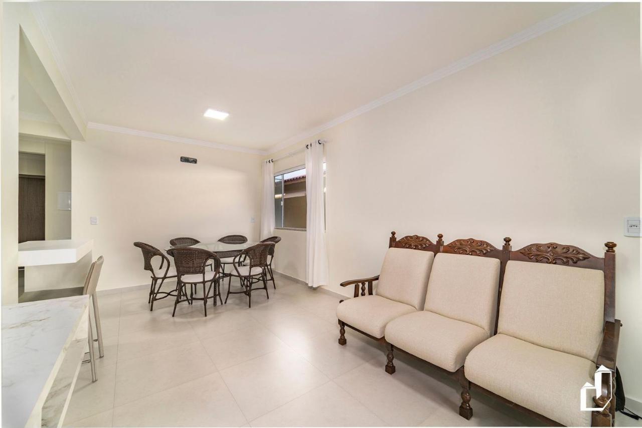 Casa Terrea Com 02 Dormitorios 봄비나스 외부 사진